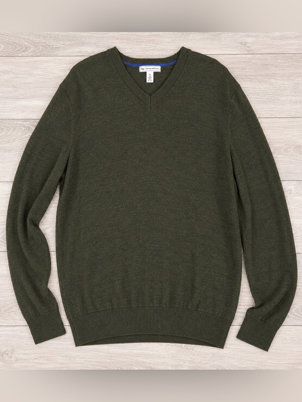 Gap Sweater XL Green 100% Merino Wool V-Neck Made in Hong Kong